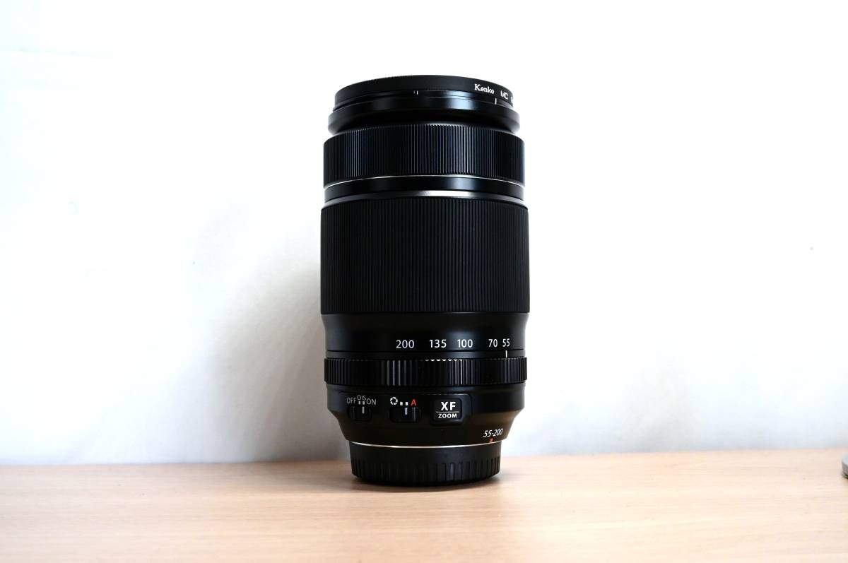 ☆美品　FUJIFILM フジフィルム XF55-200mm F3.5-4.8 R LM OIS 純正フード・フィルター付き_画像2