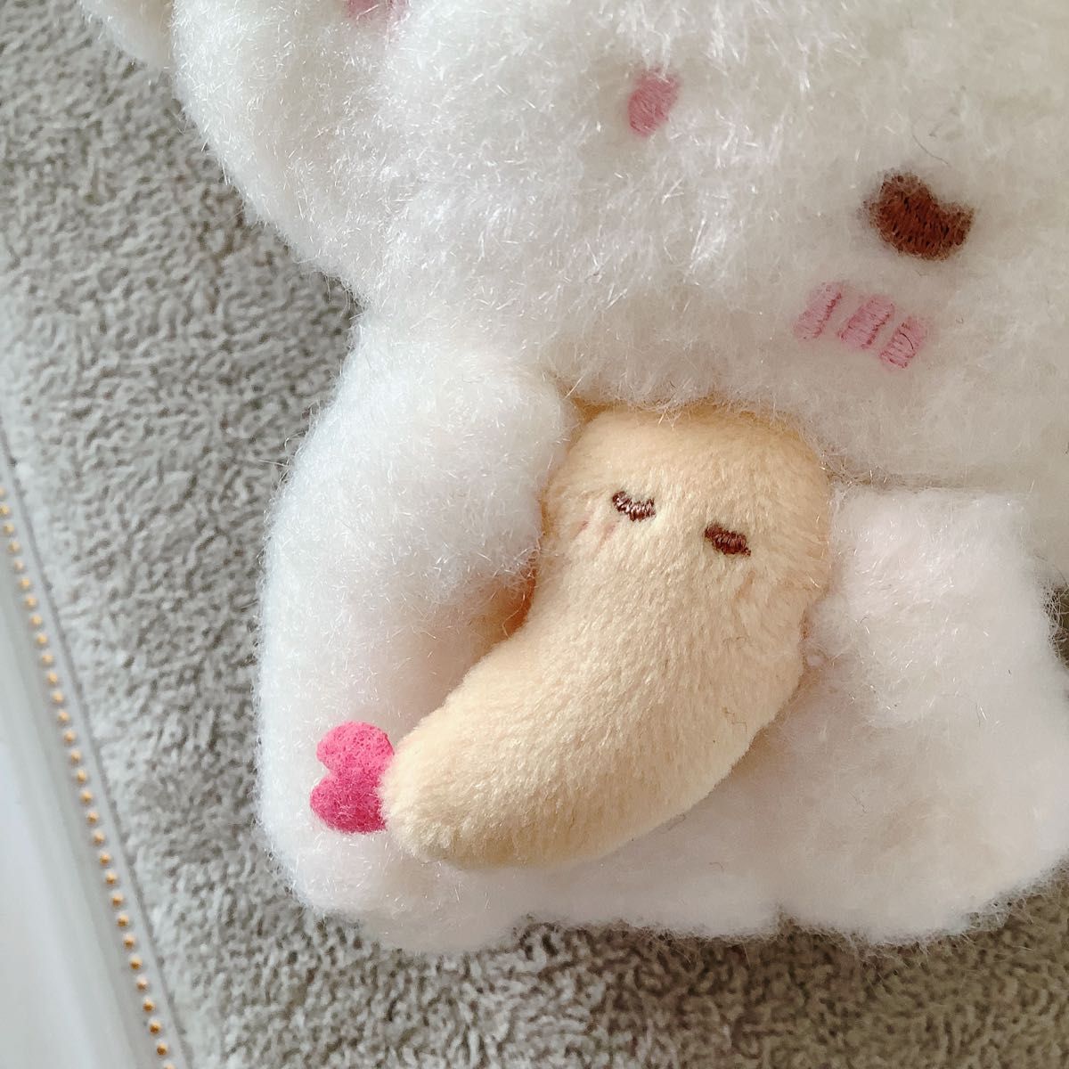 新品 サンリオ こぎみゅん マスコット スヤスヤ アイマスク エビ 新品 サンリオ こぎみゅん マスコット スヤスヤ アイマスク エビ
