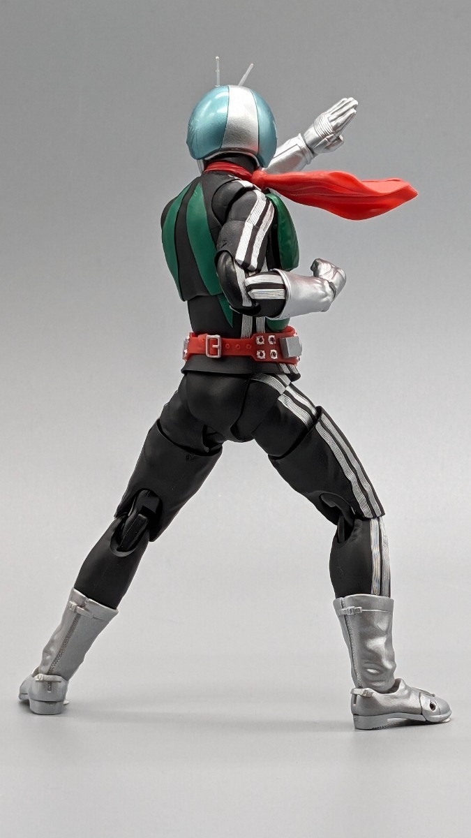 仮面ライダー新1号 50周年 アニバーサリー Ver. 真骨彫製法 S.H.フィギュアーツ Figuarts バンダイ 中古_画像4