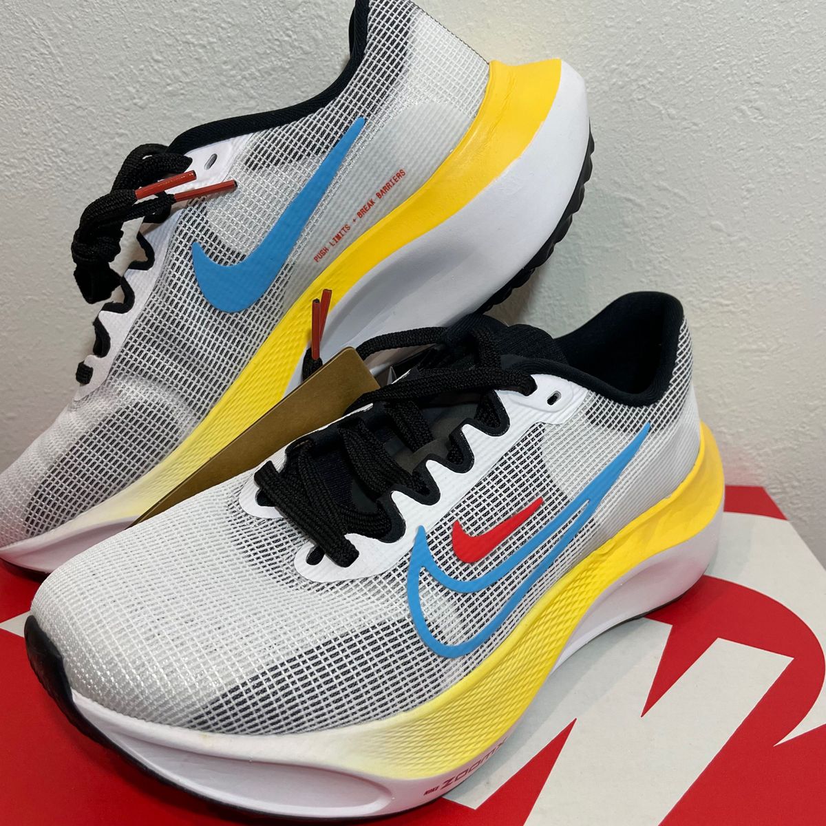 ナイキ ズーム フライ 5 Nike Zoom Fly 5 23cm