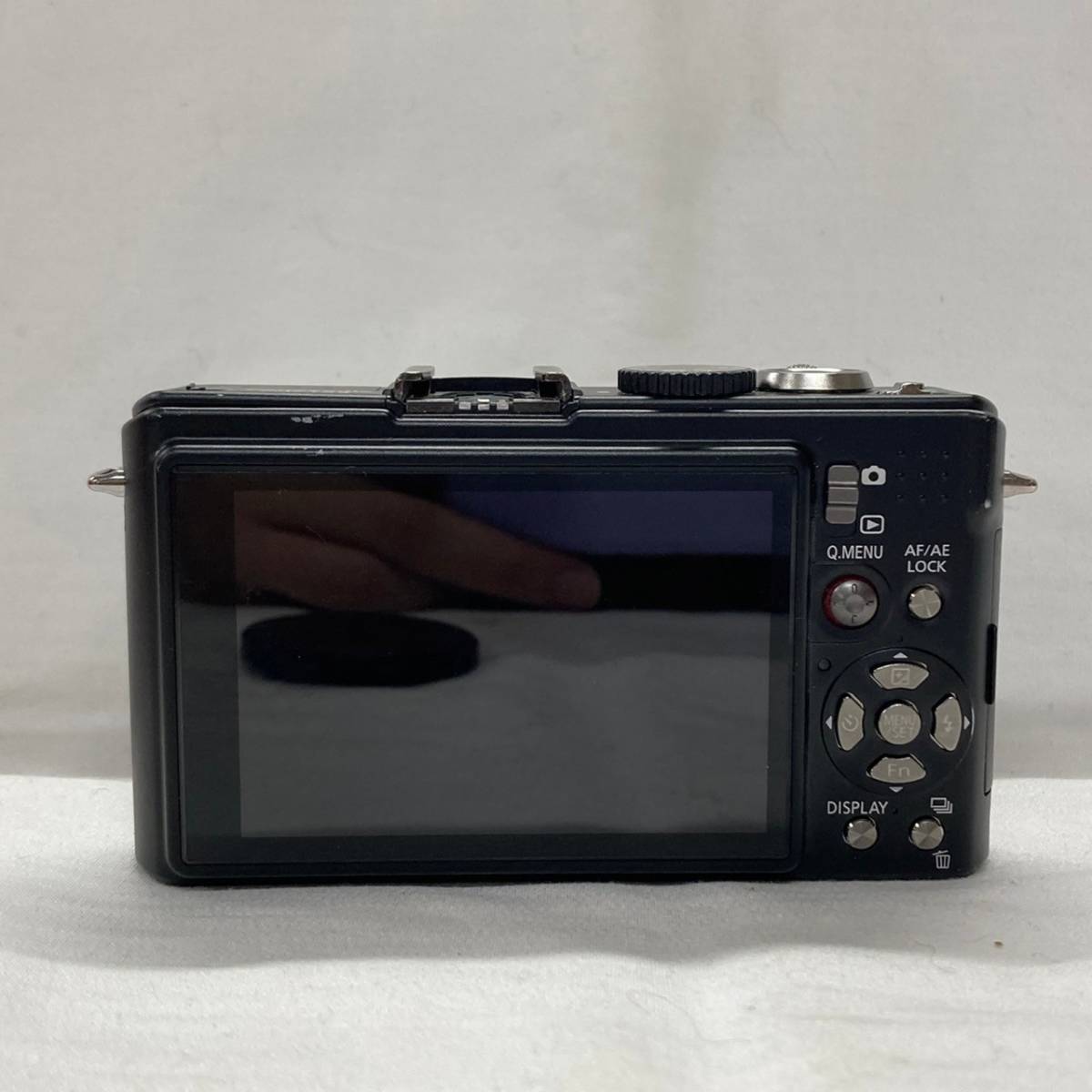 4242-3横　Panasonic　パナソニック　LUMIX　ルミックス　DMC-LX3　コンパクトデジタルカメラ　_画像4