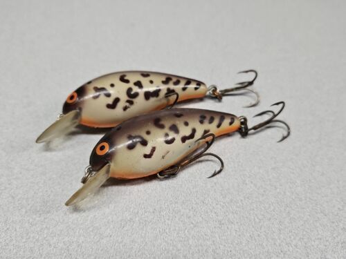 ウクライナ情勢 (2) Discontinued Bomber MODEL 7A Screwtail CrankbaitsLight  Crawdad!!! 海外 即決