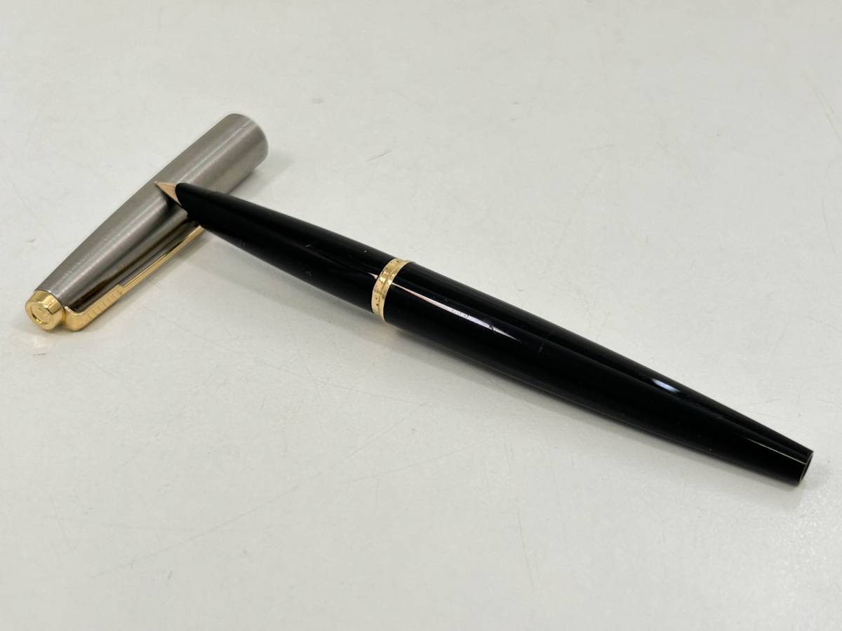 TN0512-75 2436【1円スタート】 万年筆　パーカー　PARKER45　ペン先14K刻印　インクカートリッジ・箱付き　筆記用具　コレクション_画像2