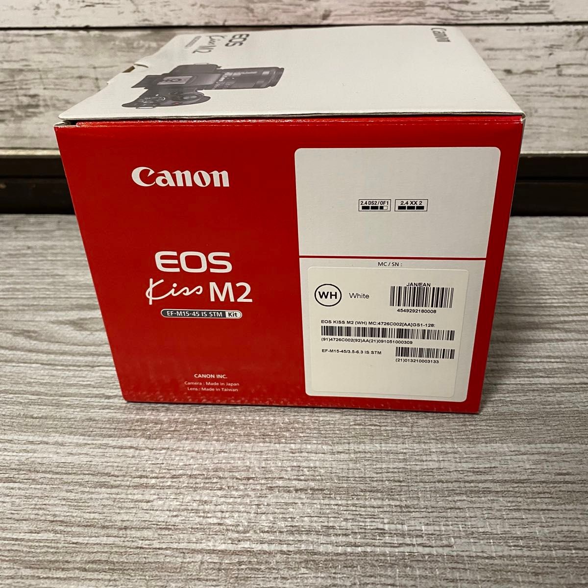 新品未開封　Canon EOS Kiss M2 標準ズームレンズキット ホワイト
