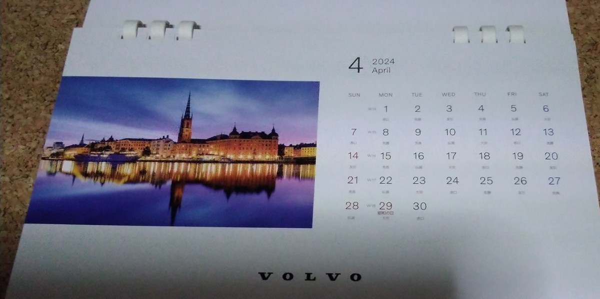 2024年　卓上カレンダー　SWEDISH FOUR SEASON VOLVO_画像5