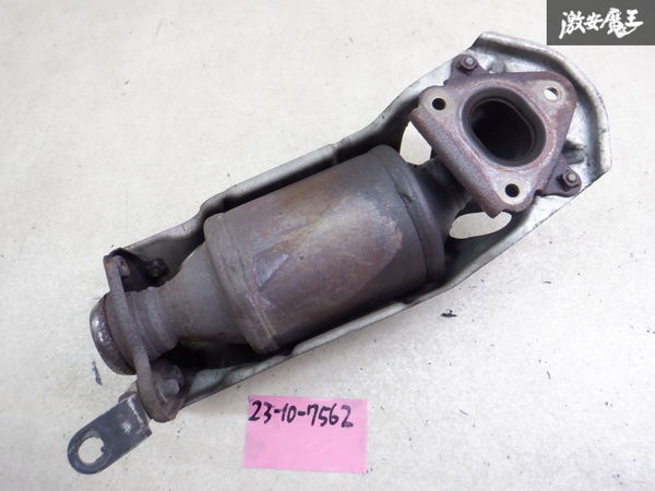 ホンダ純正 JB5 ライフ P07A 触媒 エキマニ キャタライザー コンバーター マフラー 棚2Q13_画像1