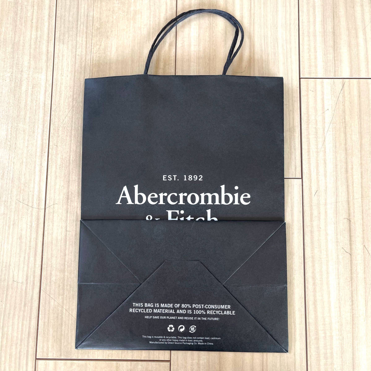 未使用 アバクロ アバクロンビー&フィッチ 黒 定番ロゴ入り ショッパー 中サイズ ショップ袋 Abercrombie & Fitch ホリスター 正規品_画像2