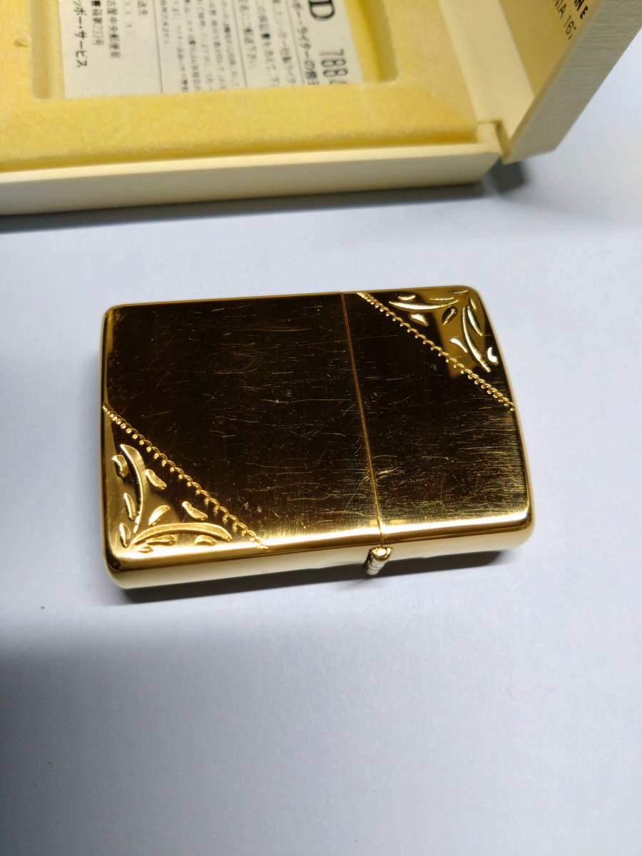 ジッポライター　ZIPPO　金色　手彫調　その2　（２個中）_画像3