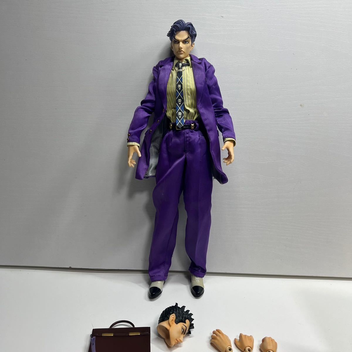 112028 RAH メディコムトイ 1/6 ジョジョ フィギュア 承太郎 112028 RAH メディコムトイ 1/6 ジョジョ フィギュア 承太郎