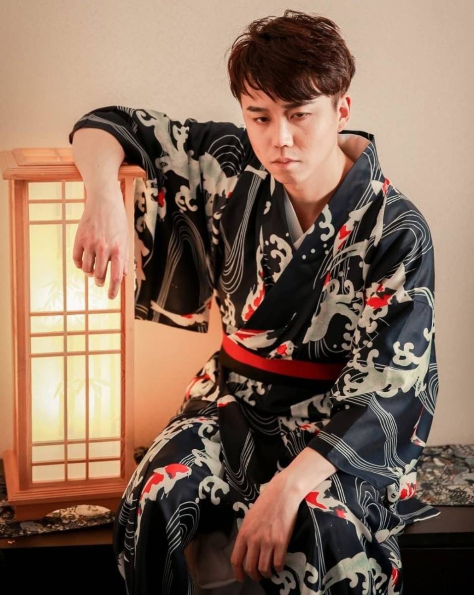 Lady Lazy King KING men's yukata Japanese clothes cosplay man oriented kimono Japanese clothes kimono Japanese style nightwear navy dark blue color common carp pattern obi set 