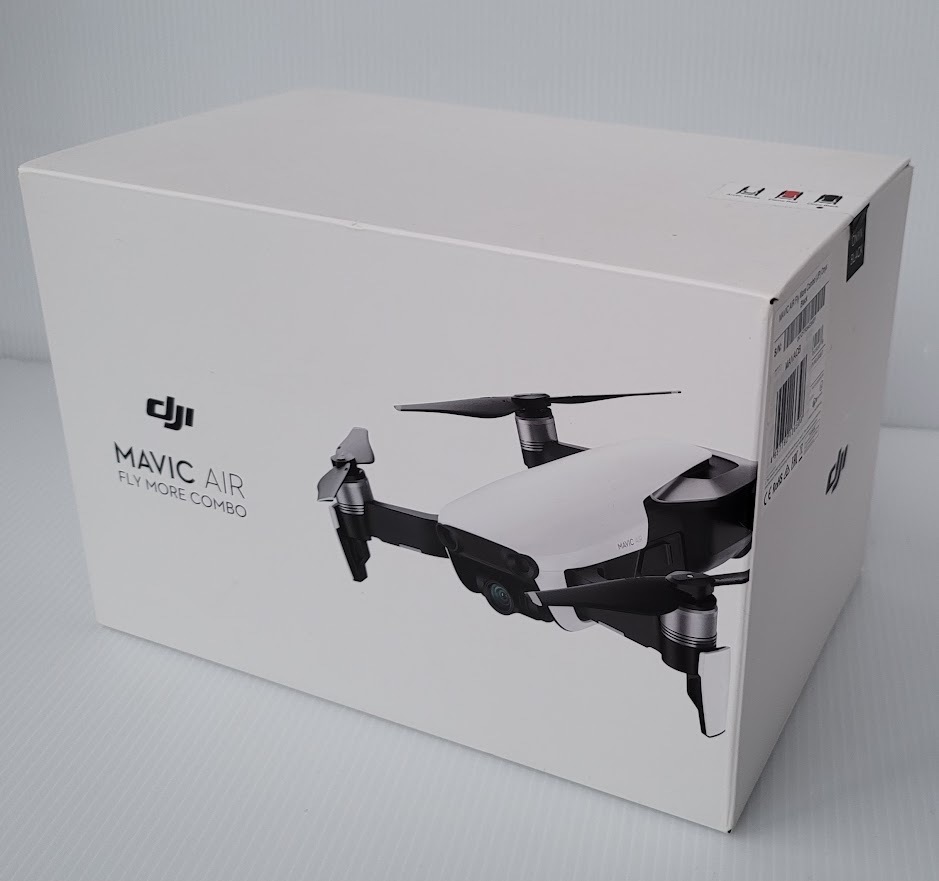 ■新品未開封■　MAVIC AIR FLY　MORE COMBO 黒　DJI ドローン マビックエアーフライモアコンボ_画像1