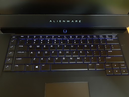 L1222-01　ノートPC　ALENWARE　Alienware15R3　COREi7_画像3