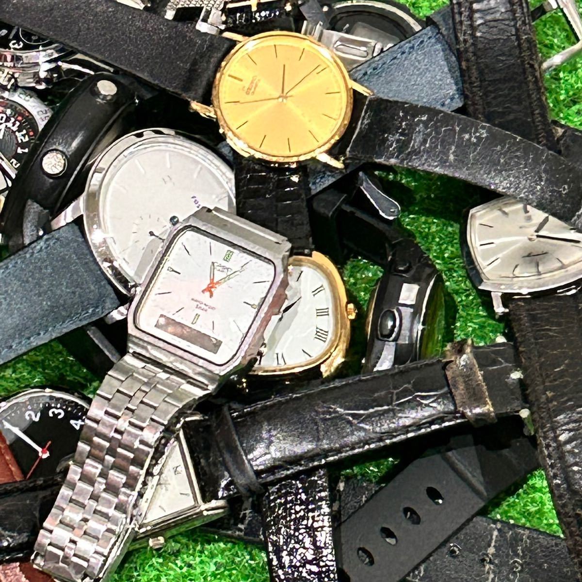 SEIKO セイコー Lassale ラサール CASIO カシオ TECHNOS テクノス など 時計 腕時計 まとめ売り 15本以上 動作未確認 ジャンク品(E323)_画像2