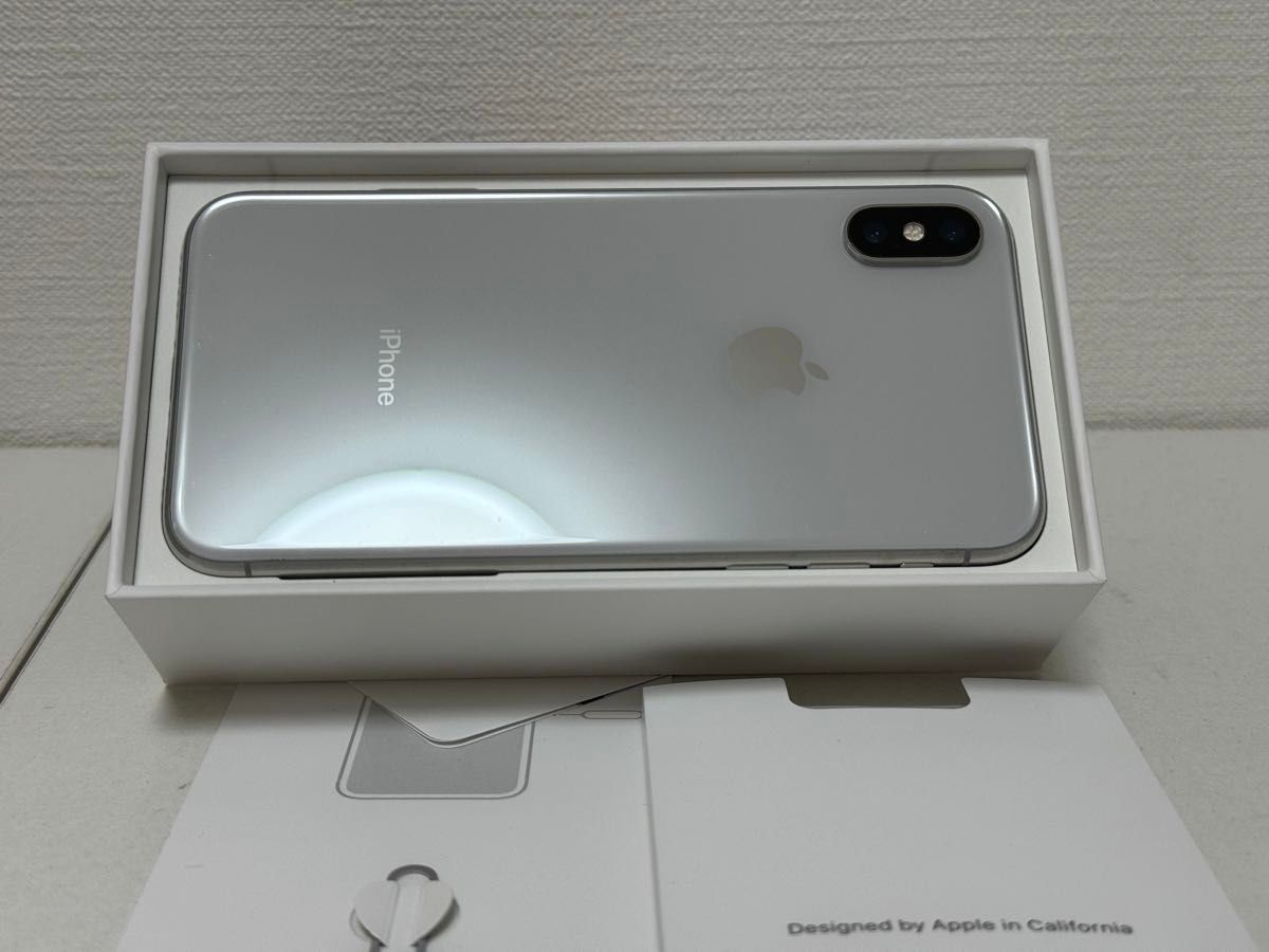 最終値下げ【送料無料】iPhone X 256G シルバー SIMロック解除済-