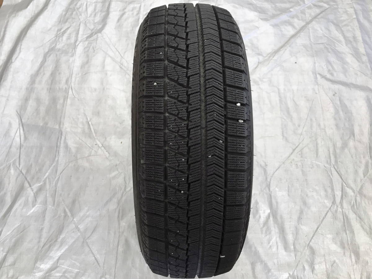 □□2311-324 BRIDGESTONE ブリヂストン BLIZZAK VRX ブリザック 185/60R15 2019年製 8分山 スタッドレスタイヤ 1本のみ_画像1