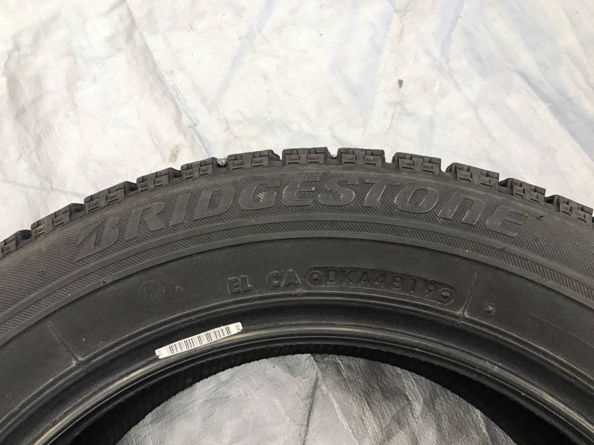 □□2311-324 BRIDGESTONE ブリヂストン BLIZZAK VRX ブリザック 185/60R15 2019年製 8分山 スタッドレスタイヤ 1本のみ_画像4