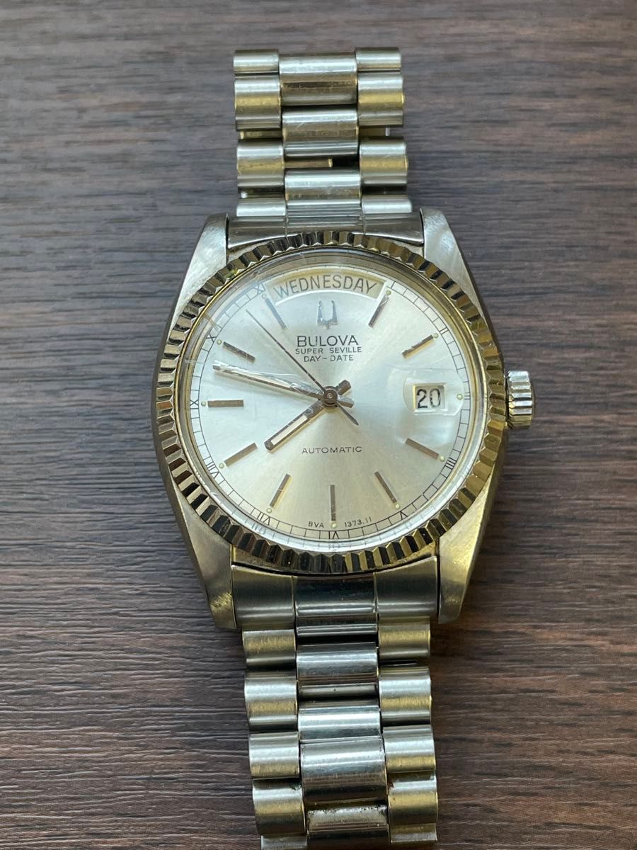 希少】BULOVA ブローバ スーパーセビル デイデイト 1980年代 希少】BULOVA ブローバ スーパーセビル デイデイト 1980年代