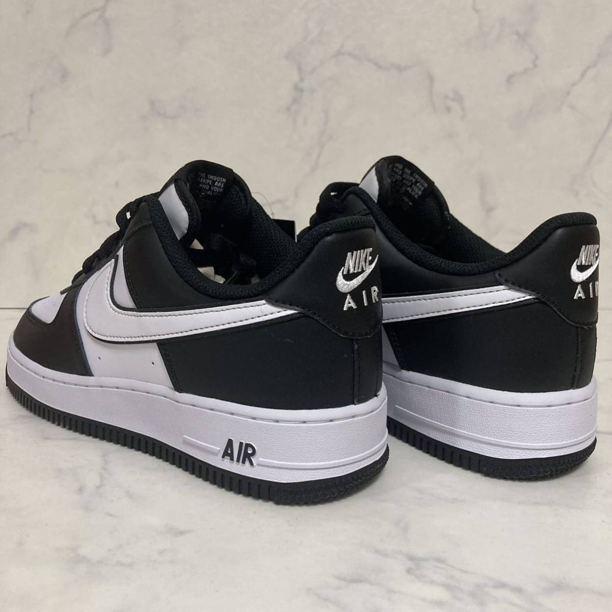 送料無料★新品★23cm Nike GS Air Force 1 LV8 2 Black/Whiteナイキ GS エアフォース1 LV8 2 ブラック/ホワイト パンダ 白 黒_画像5