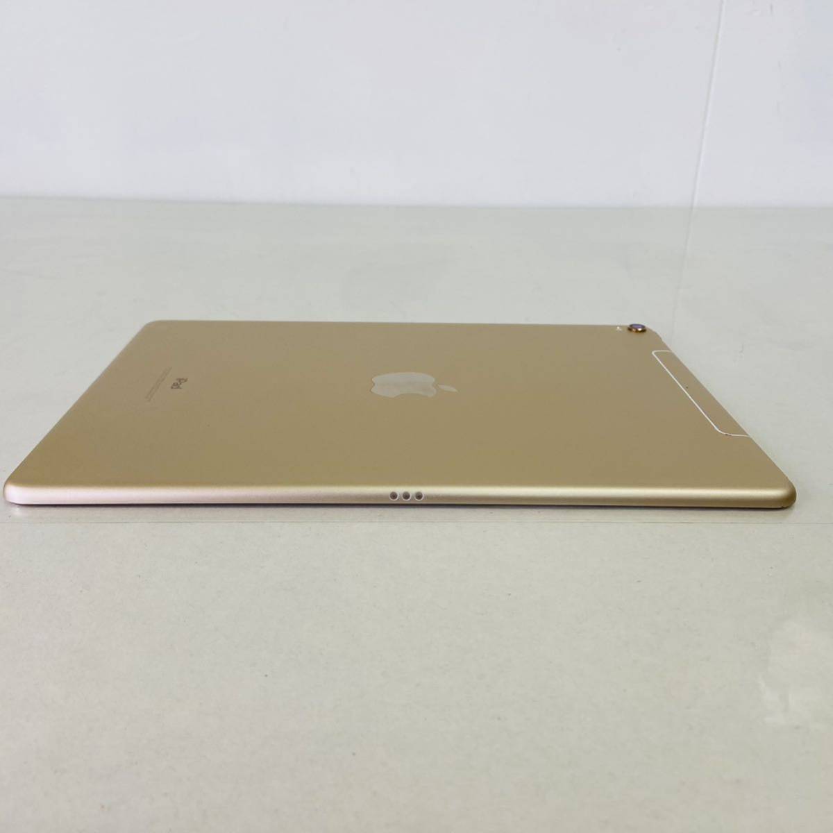 動作品　iPad Pro 10.5インチ MPHJ2J/A 256GB SB判定◯ SIMロックなし　本体のみ i15899 60サイズ発送_画像8