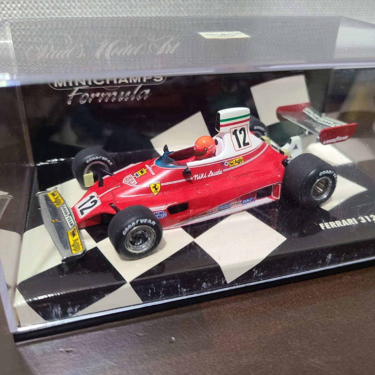 MINICHAMPS　ミニチャンプス　1/43　FERRARI 312 T 1975　N.LAUDA　フェラーリ　ラウダ_画像1