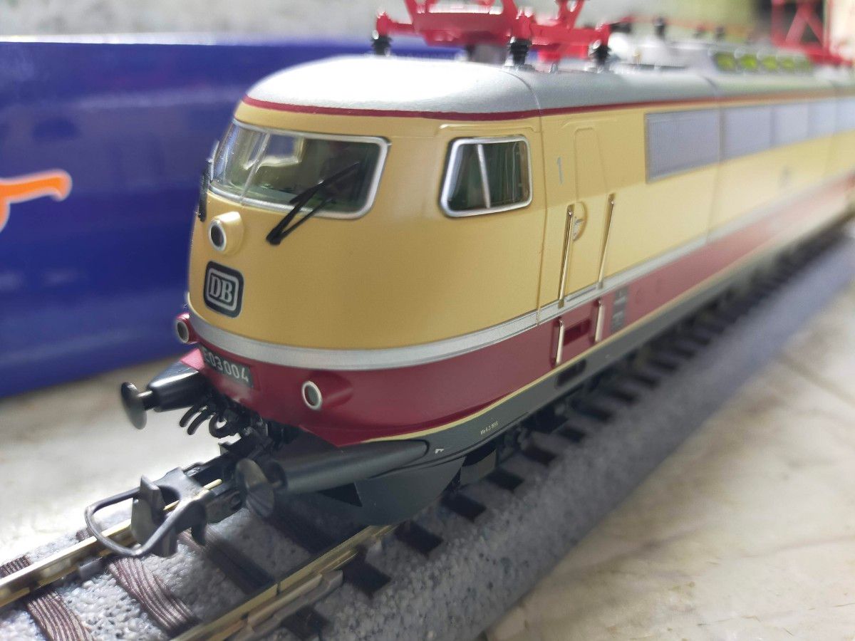 ロコ 電気機関車 12周年記念イベントが - 鉄道模型