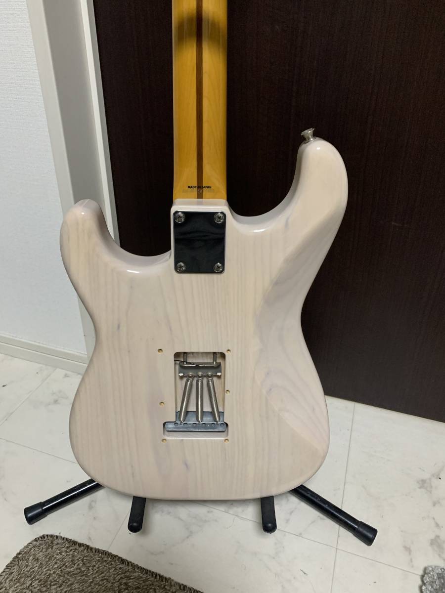 美品 Fender Japan ST57-TX/ALG US Blonde フェンダー ストラトキャスター _画像5