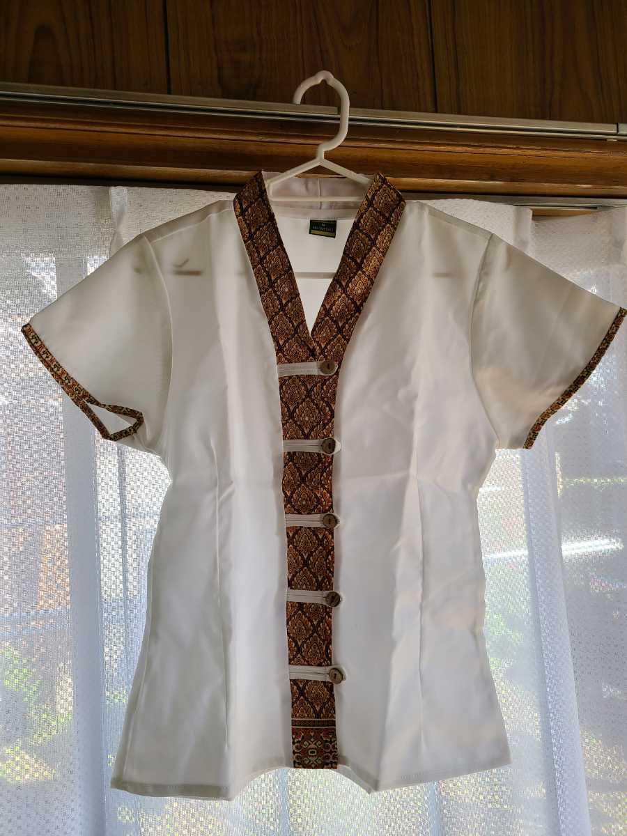  with translation massage uniform Esthe front Akira . button short sleeves blouse shirt spa salon uniform burr manner integer body ethnic Asian pattern white M size 