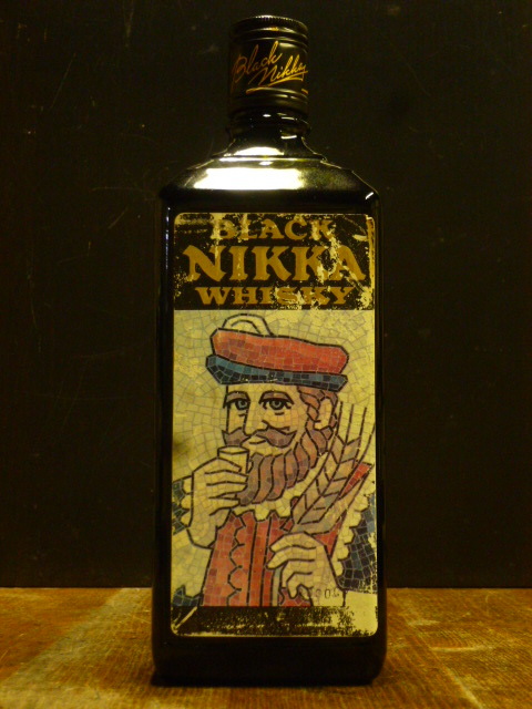 １級「BLACK NIKKA」1982～89年の流通 髭のブラック ニッカ 黒キャップ 南青山 720ml 42度 余市 カフェグレーン BLACK NIKKA-1201-A_画像1