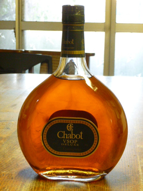 「Chabot」V.S.O.P DELUXE 旧ボトル 40%vol 70cl Armagnac 伝統的な1回蒸留 ブラックオーク熟成 香港免税店購入 Chabot・VSOP-1220-AP_画像2