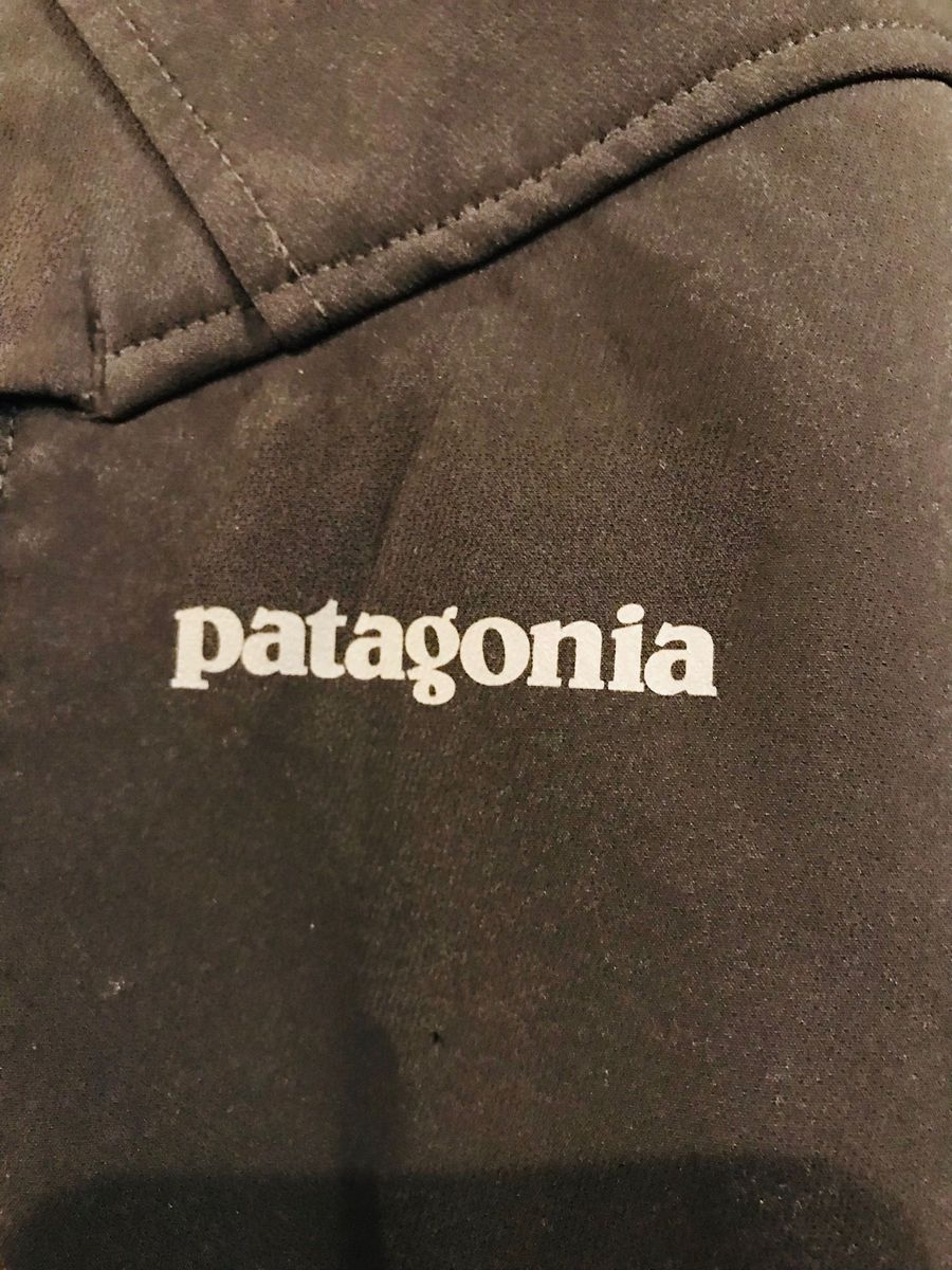 パタゴニアpatagonia メンズ　ソフトシェルジャケット　黒Lサイズ