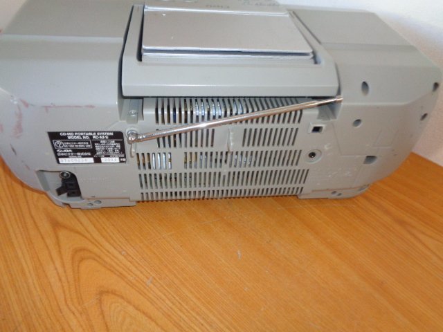 再生確認済み。　Victor　ビクター　Clavia RC-A2　CD-MDポータブルシステム　　CD/カセット_画像2