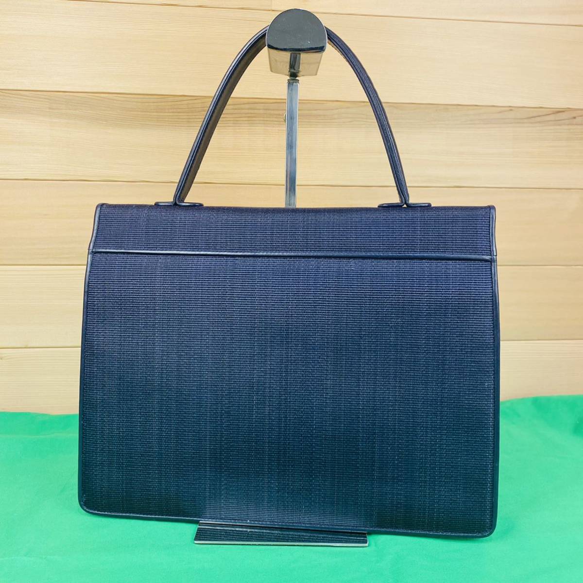 ☆即決☆ COMTESSE ホースヘア ハンドバッグ ターンロック ☆即決☆ COMTESSE ホースヘア ハンドバッグ ターンロック