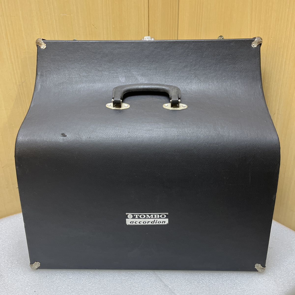 YK8718 that time thing TOMBO dragonfly accordion No 301 keyboard instruments case attaching . sound has confirmed retro present condition goods 1215