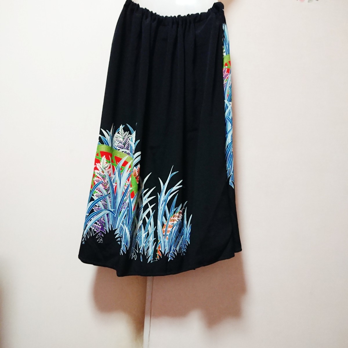  easy. person .! gorgeous * embroidery kurotomesode * rubber skirt * kimono remake hand made 