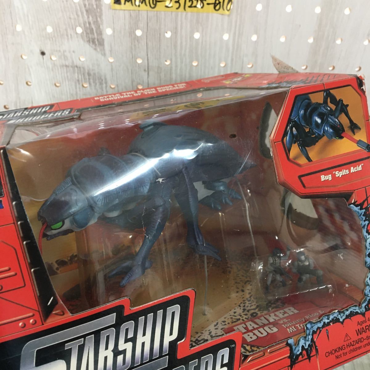 ▲STARSHIP TROOPERS ACTION FLEET スターシップ・トゥルーパーズ ポール・バーホーベン TANKER BUG GALOOB ガルーブ 海外 箱汚れあり_画像6