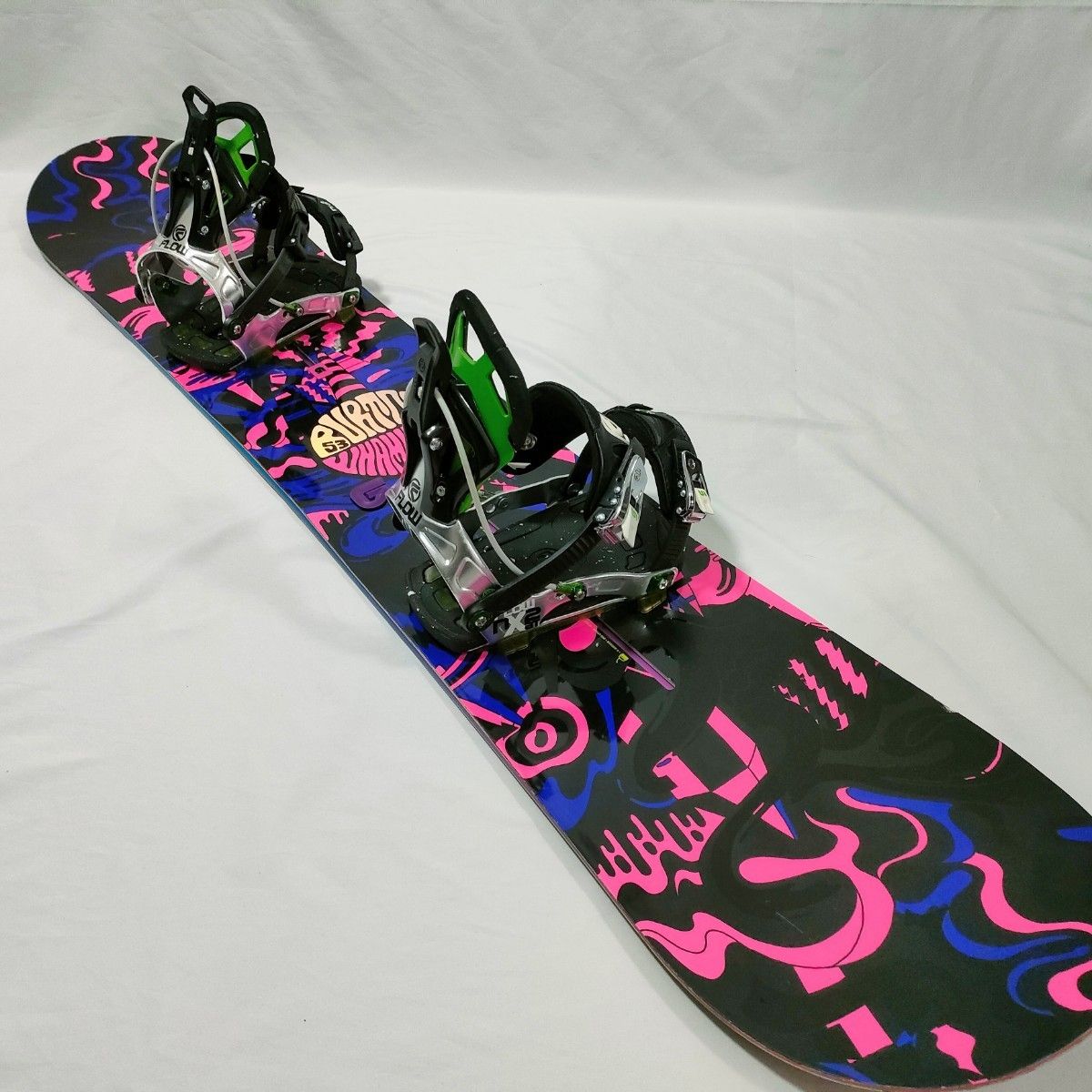 Burton FLOW スノーボード 板&ビンディング 2点セット yu|Yahoo Burton FLOW スノーボード 板&ビンディング 2点セット yu|Yahoo