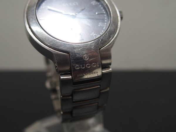 ＊GUCCI グッチ 8900M QZ クォーツ デイト メンズ腕時計_画像3