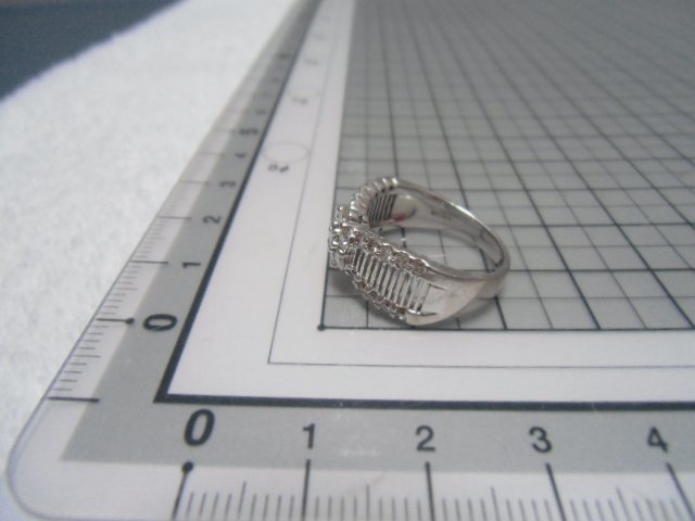 Ｃ22／【天然ダイヤモンド 0.8カラット K18WG 指輪 総重量6.6g サイズ12号/ソー テングあり 0.80/K18WG刻印有】リング_画像9