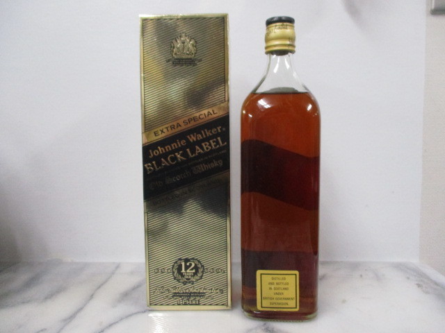 H435　古酒　JOHNNIE WALKER BLACK LABEL 12年 ジョニー ウォーカー 黒 1L　ブラックラベル スコッチ ウイスキー1000ml　43％　箱付_画像5