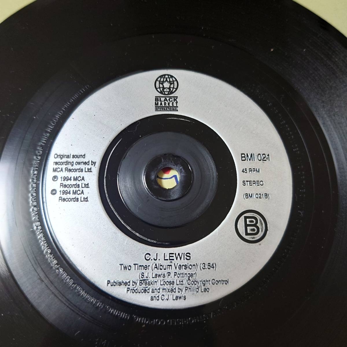 CJ Lewis - Best Of My Love / Two Timer // Black Market International 7inch / Reggae Pop / CJルイス_画像4