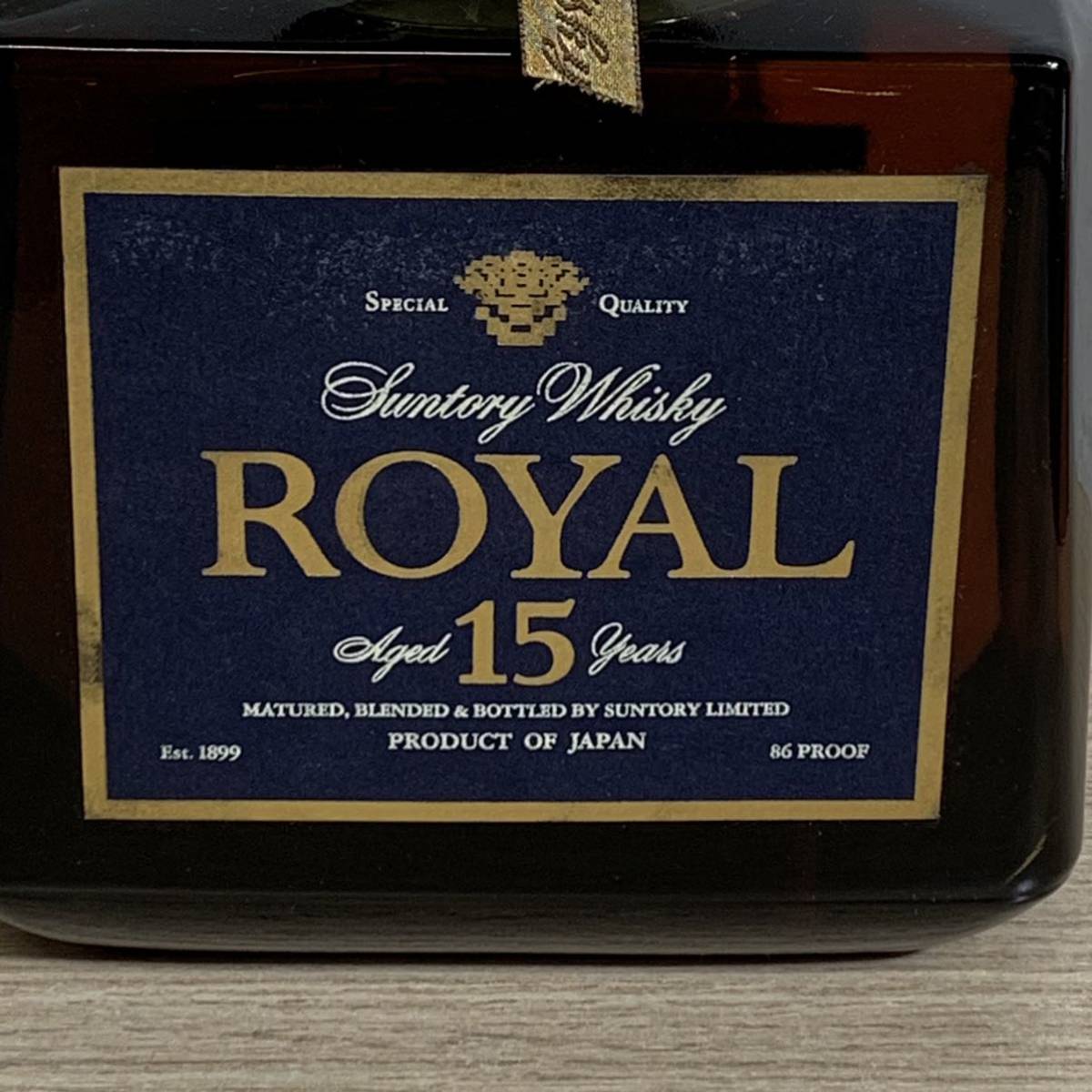 【未開栓】 SUNTORY サントリー ROYAL ローヤル 15年 青ラベル WHISKEY ウイスキー 700ml 43% 古酒_画像2