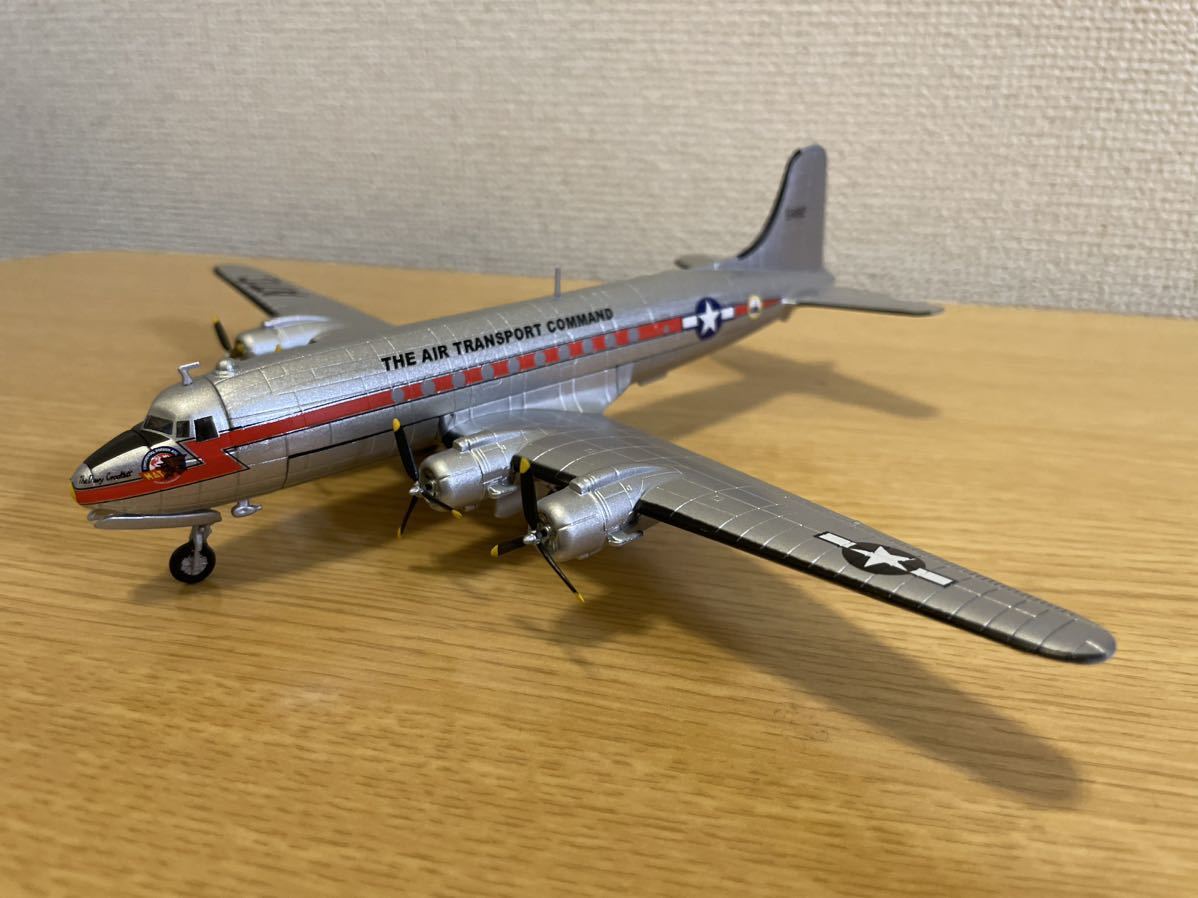 1/144 完成品 IXOダグラス C-54（DC-4）スカイマスター ダイキャスト_画像2