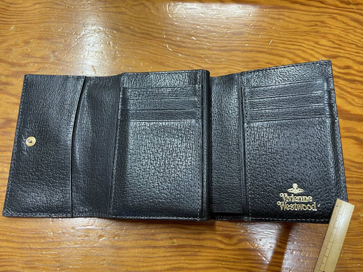 【Vivienne Westwood/ヴィヴィアンウエストウッド】Leather Wallet BLACK オーブ ウォレット 三つ折り財布 がま口 ブラックレザー_画像3