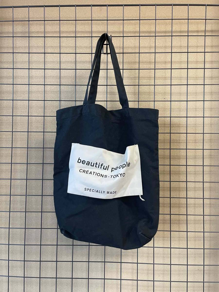 【beautiful people/ビューティフルピープル】CREATIONS-TOKYO SDGs name tag tote bag BLACK ネームタグ トートバッグ ブラック_画像1