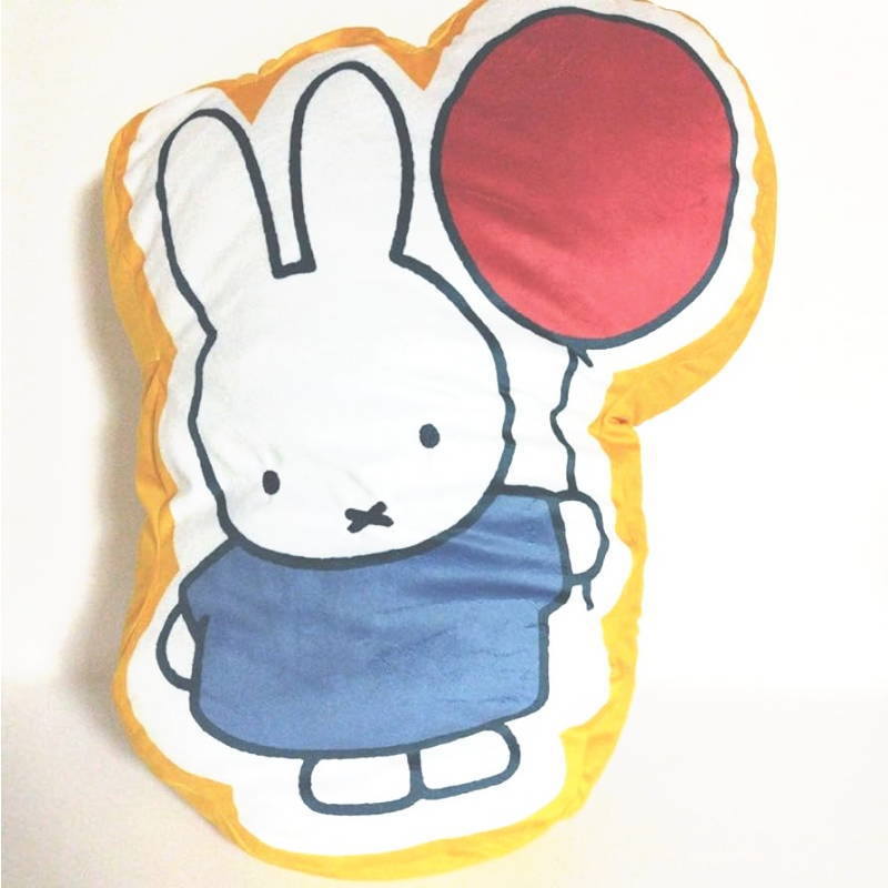 特大　新品 ブルーナ ミッフィー ダイカットクッション でっかい！ 【全長58cm】 dickbruna miffy 抱き枕 もちもち クッション_画像1