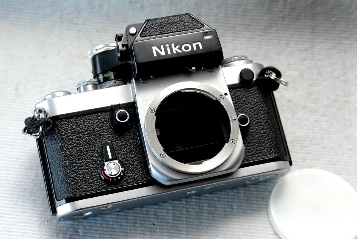 （綺麗）Nikon ニコン 高級一眼レフカメラ F2ボディ +フォトミックファインダーDP-1付 希少・良好品 （腐食無し）_画像2