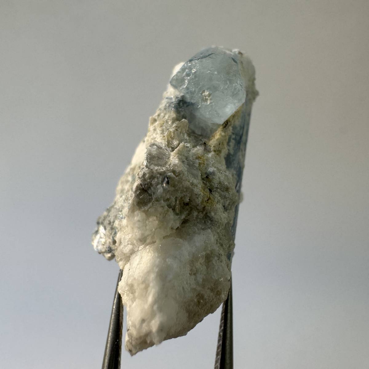【E23280】 アルカリベリル ベリル パキスタン 結晶 天然石 パワーストーン 緑柱石 原石 鉱物_画像3