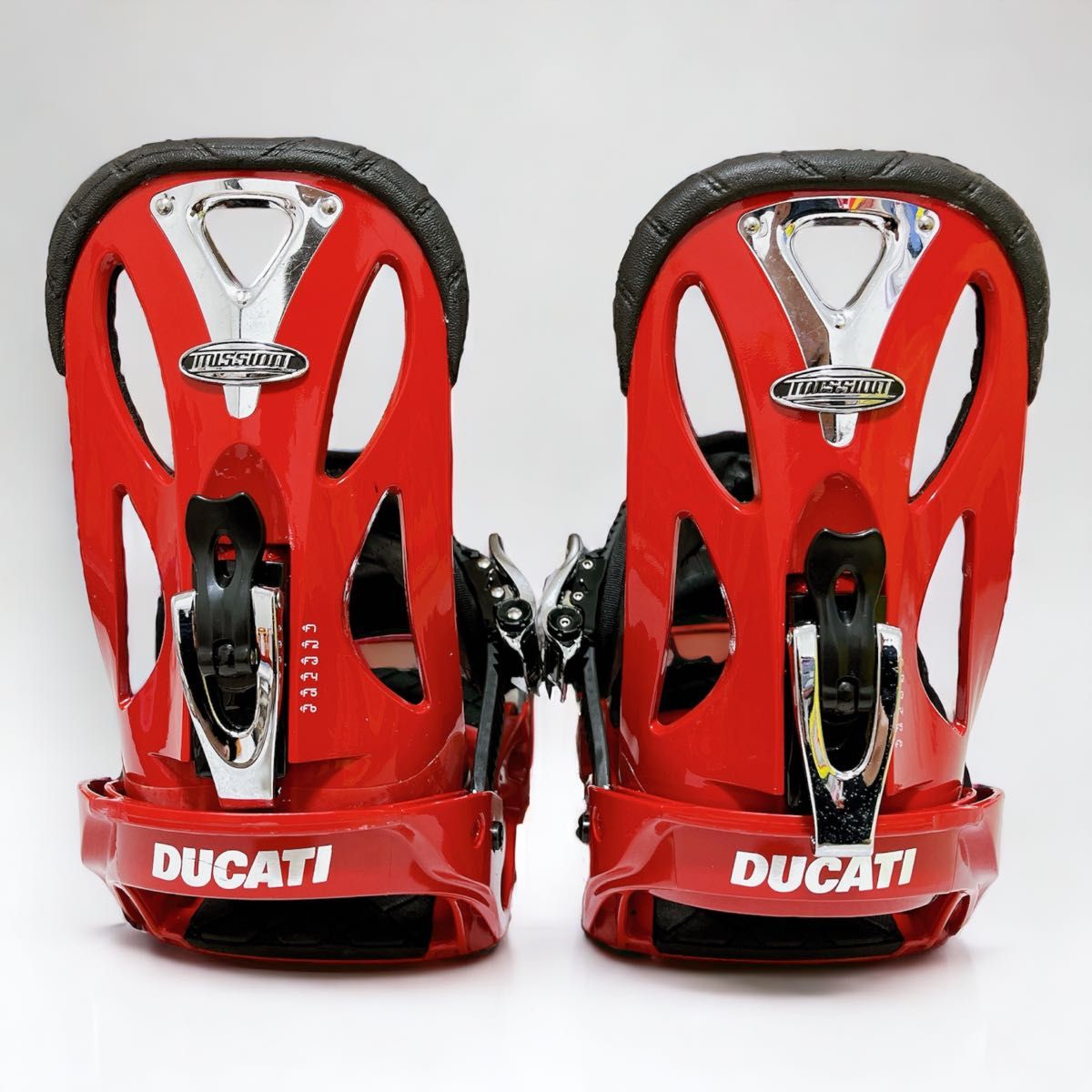 スノーボード 3点セット かっこいい BURTON バートン 143cm スノーボード 3点セット かっこいい BURTON バートン 143cm