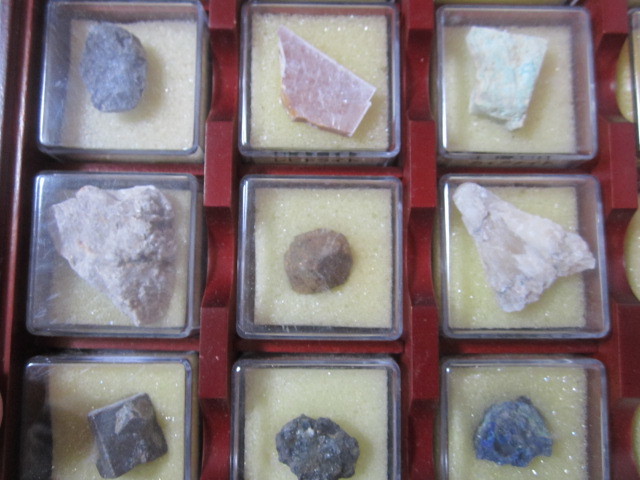 鉱物標本 石 天然石 ケース付き コレクションの画像4