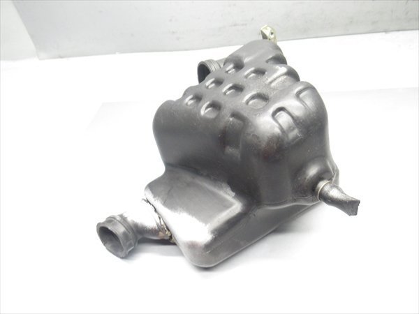 D2R5-1213 ホンダ イーハトーブ TL125S エアクリーナーボックス 純正品 【JD03-100～】_画像2